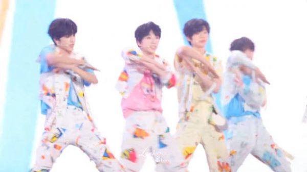 我要飞!你也被杨博文迷住了么?今天的小羊真的超级元气呀!