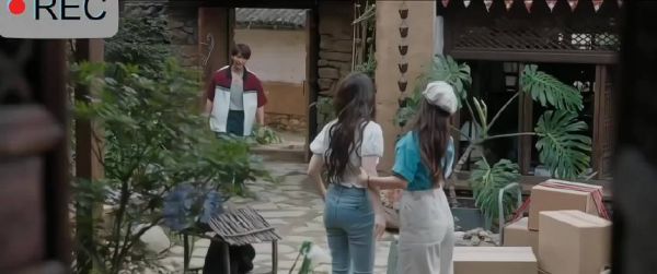 刘亦菲性感牛仔裤