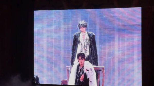 穆祉丞王橹杰一黑一白，对视，双人舞 看完橹穆舞台，无人生还