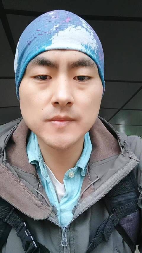 台湾名嘴唐湘龙表示，大陆明明这么强，为什么港台没与有荣焉？