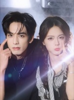 宋威龙赵今麦同框营业视频，好甜啊