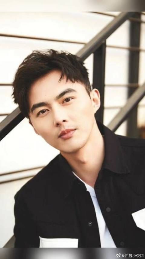 叶祖新新剧杀疯了,第一个想到让他坐轮椅的人简直是个天才