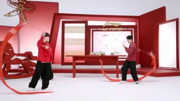 今日份直播的肖战 新年的氛围感这不就来了嘛