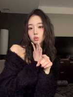 我好喜欢kiiikiii的李修旻的眼睛 好魅….像镶了蕾丝花边的玻璃珠子