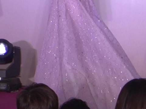 Angelababy早期品牌发布会，简直是妈妈级别