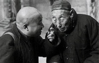 他给齐白石看了22年门，每月没有工钱，就给几幅画