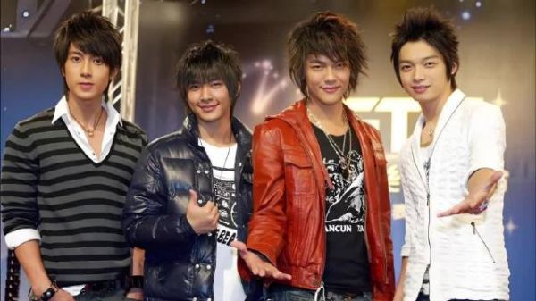 那些年的台湾男子偶像组合 飞轮海 F4 小虎队 5566 棒棒堂 183club