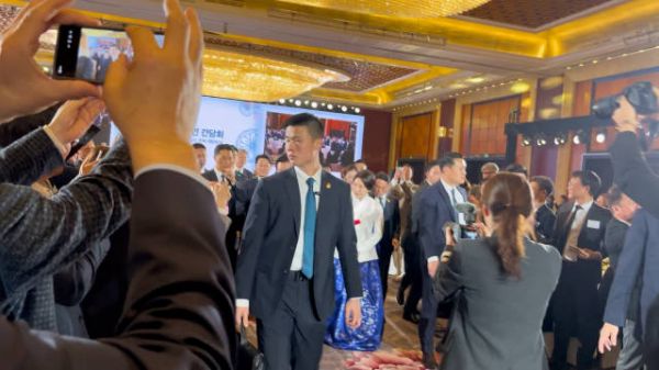 座谈会现场视频