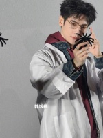 罗云熙还是太权威了 最朴素的道具 也能拍出最有质感的大片