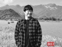 晓苏女儿落泪忆父亲：带病笔耕，睡眠很少，有时天不亮就起身写作