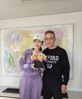 田朴珺方回应和王石离婚：假的，大家期待的再见爱人上不了；两人相差30岁，王石曾称初识时女方现金存款比他多，应该说我傍她才对