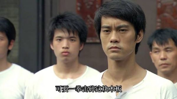 李小龙苦练寸拳终于学有所成