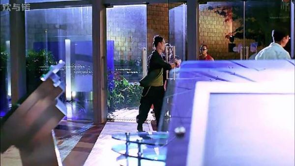 甄子丹和洪金宝精彩打斗