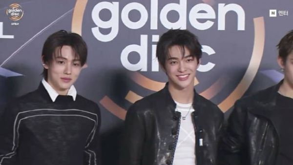 主持：瞬间制造出扑克脸的尻屉屎