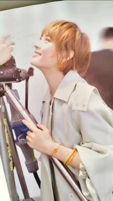 闫学晶控诉孙俪拍戏后断交,称其精明不吃亏