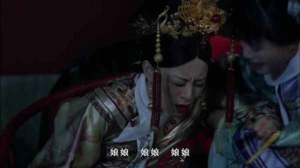 甄嬛生产危急保子心切,宁舍己命护骨肉