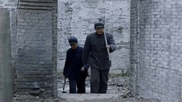 特赦1959:蔡守元被特务气晕,黄维都看不下去,找上门怒骂俩特务!