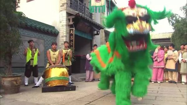 巾帼枭雄：皇帝赐宴席，蒋老爷正高兴巡视，下秒见厨娘吃惊