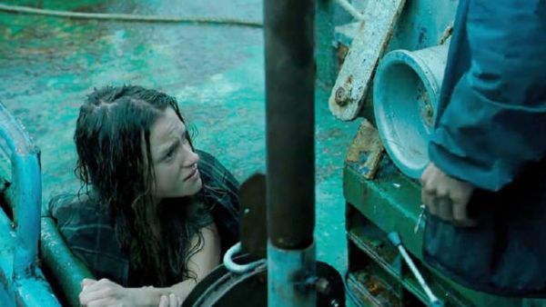 渔民在海上救起一个神秘女人，结果出乎意料