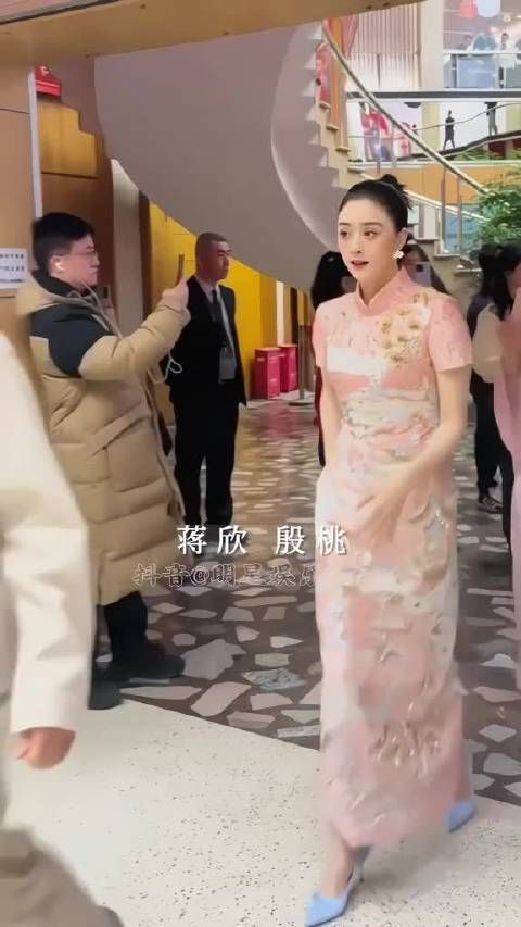 殷桃梅婷章子怡袁泉蒋欣殷桃章泽天章子怡梅婷刘琳马伊琍袁泉是?