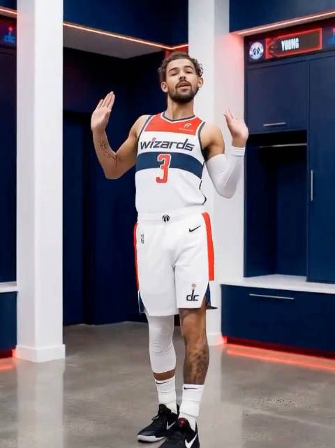 美媒调侃，加盟奇才的特雷杨有多开心