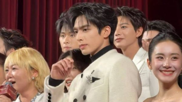 宋威龙 赵今麦 章若楠 天哪好直观的对比，他一出场确实是一骑绝尘！