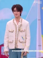 丁程鑫在好六跳我是李飞