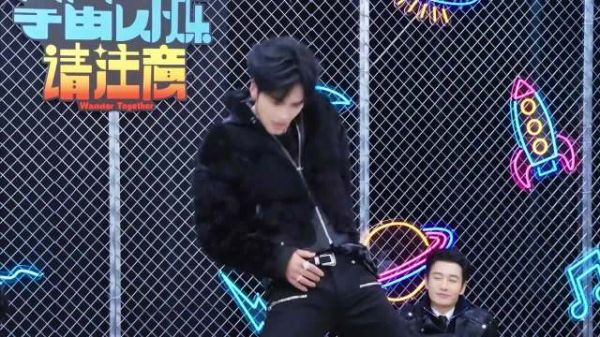 邵子恒被称内娱游戏黑洞，又帅又菜引热议