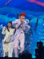 大dior萌妹、 梓渝梓渝演唱会梓渝 红发