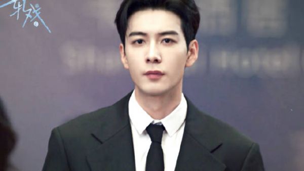 看点陈星旭微表情压迫感……剧情好+演技好……爽之爽之