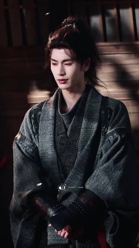 张凌赫是怎么做到每一部戏都这么帅的？