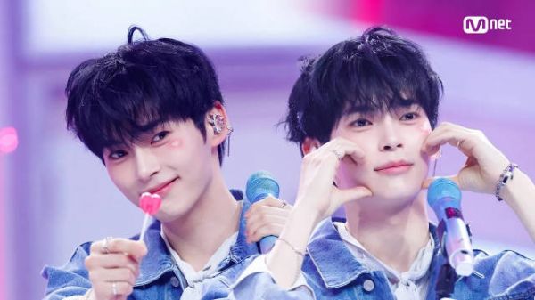 ZEROBASEONE一年前今日出演MCD表演Doctor! Doctor!