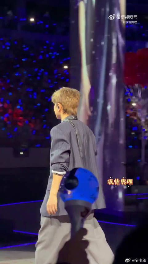 擦肩而过的心动瞬间,杰哥的舞台真的永远看不够!