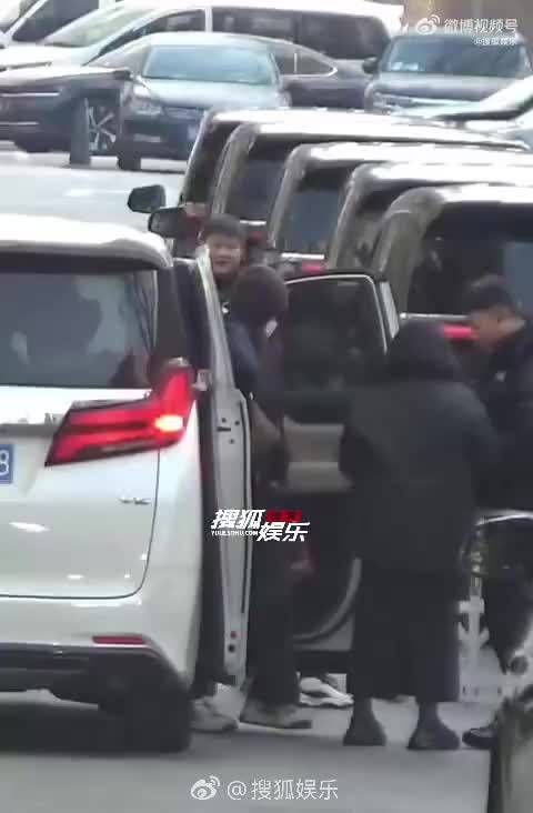 宋威龙现身啦!期待精彩舞台