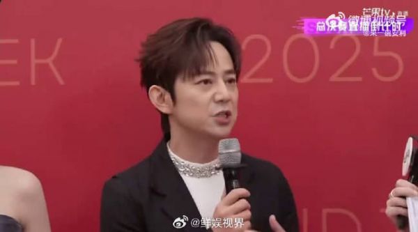 何炅回应周考话题称是本职工作,与梦辰共同服务