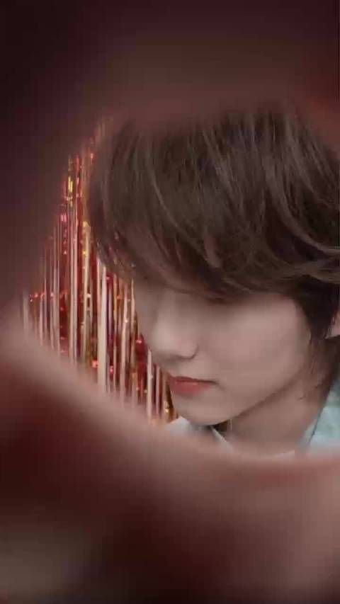 马柏全直播教李佳琦护肤，国风少年镜头状态惊艳