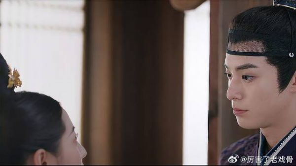 刑罚加重，皇妃无奈只能撒娇解释，成就世界名画