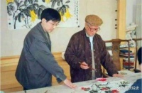 1983年5元一幅没人要的画，他倾家荡产买了9000张，如今价值百亿