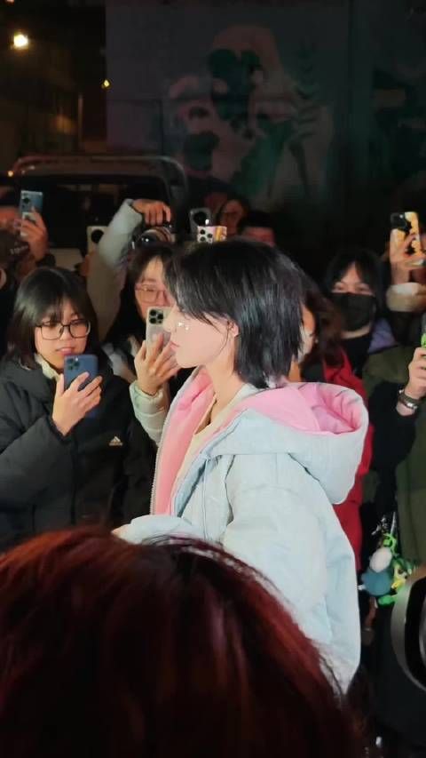 路人观众盛赞造星计划音乐剧,匀称首演获好评