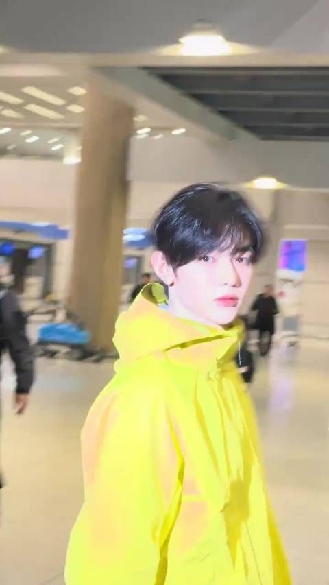 每次看章昊都觉得状态绝美！天生大明星的料啊！