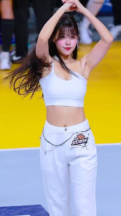 忙里偷闲的日与月