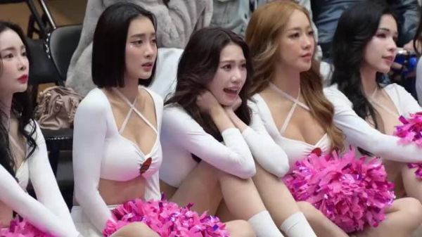 台湾啦啦队，真的好看