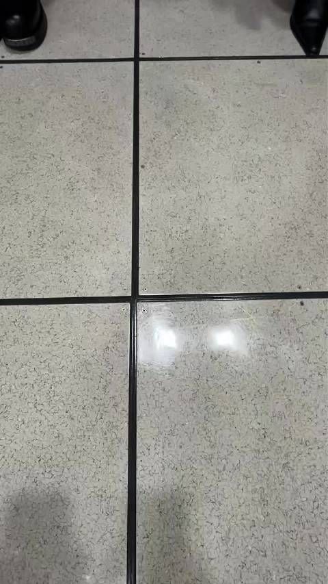 金孝渊INS更新动态引粉丝关注