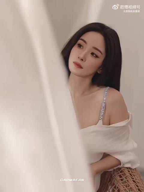 杨幂真的好温柔好美丽好清透好好看啊!