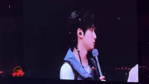 穆祉丞扎小辫子改词参加荣耀之战