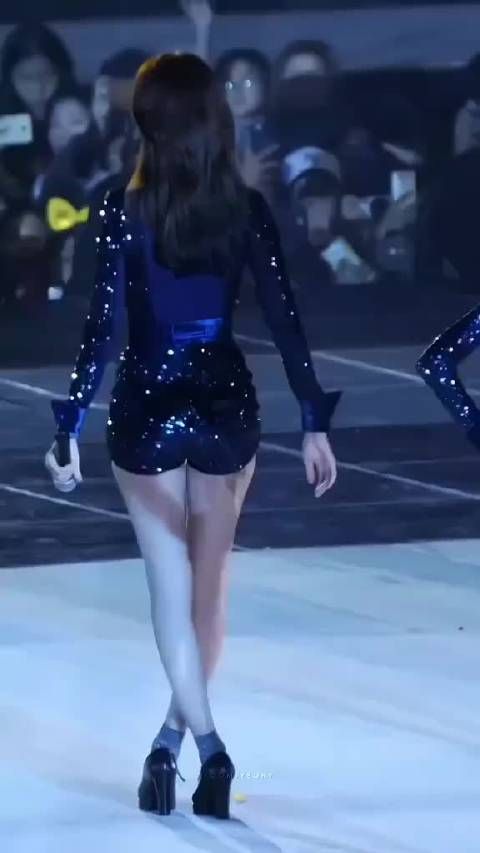 少女时代的林允儿