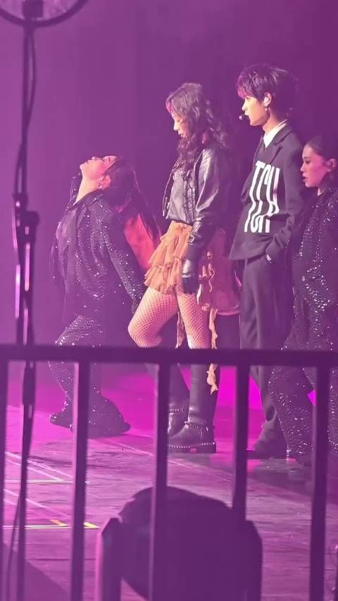 有生之年居然能看到黄明昊和马思纯合作翻跳《没有明天》