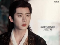 丞磊《成何体统》演绎帝王孤寂，眼神杀切换柔情