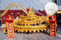 在当代场景“活化”海派年味，在张园石库门里过个“摩登年”