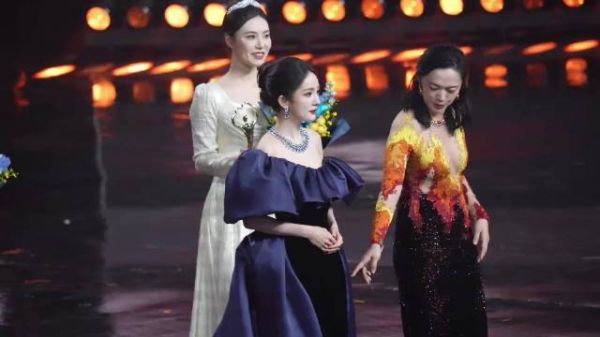 现场的恶意有多大，杨幂就有多强大